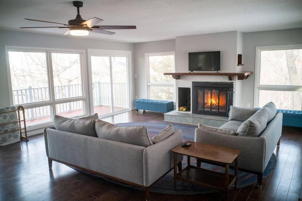 Finn'S Hideaway -Modern Family River Home Keokuk Exterior foto